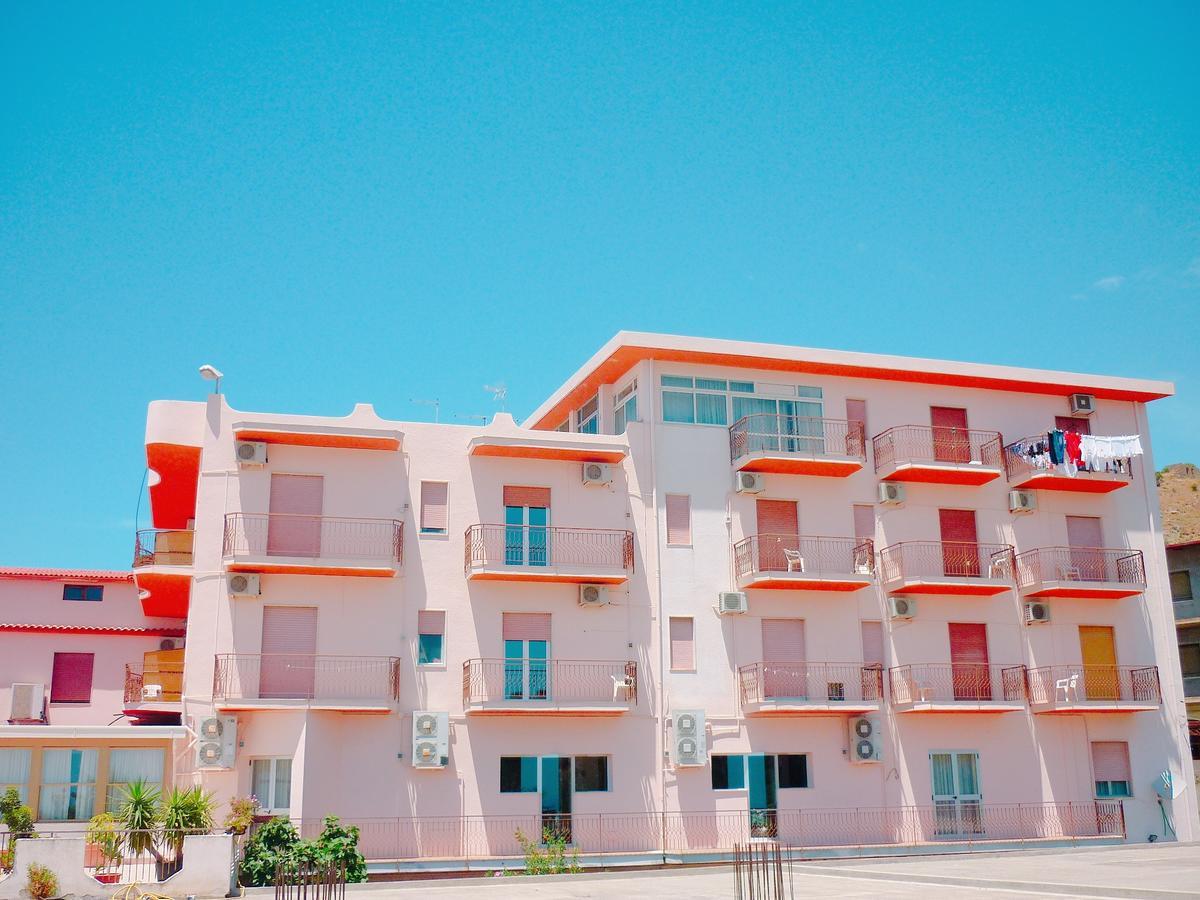 Paradiso Hotel Ristorante Riaci Capo Exterior photo